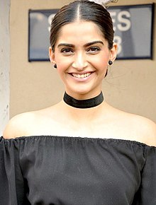 Sonam Kapoor hot pic